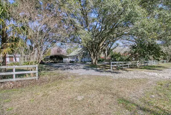 Jacksonboro, SC 29452,520 Hope Plantation Ln