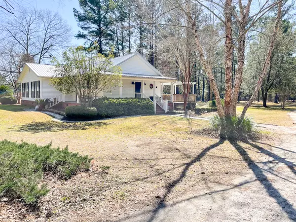 Walterboro, SC 29488,331 Ulmer Lake Dr