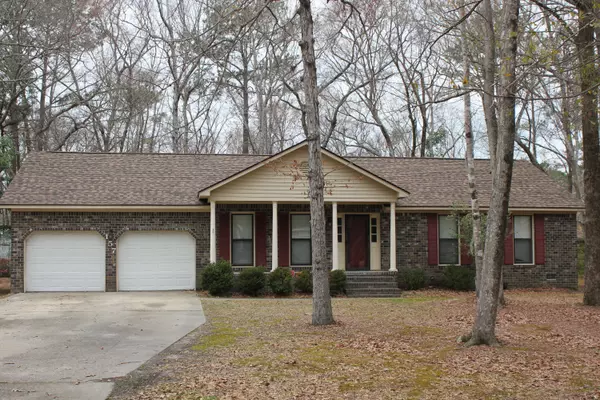 157 Southwold Cir, Goose Creek, SC 29445