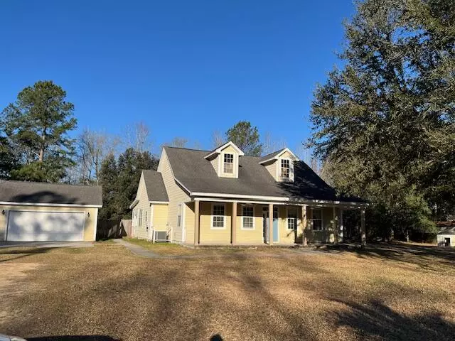 Cottageville, SC 29435,220 Addison Rd