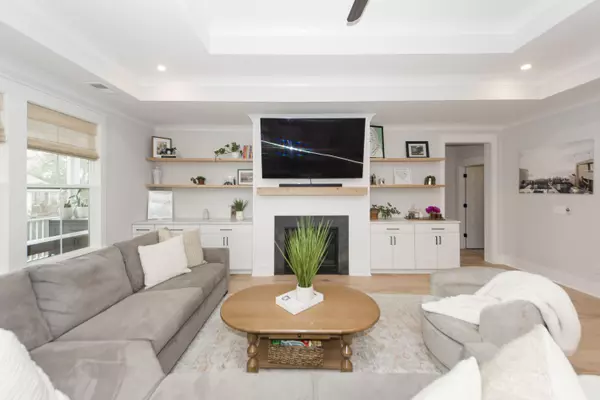 James Island, SC 29412,1526 Charming Nancy Rd