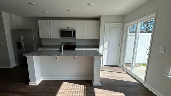 Summerville, SC 29486,279 Ivory Shadow Rd