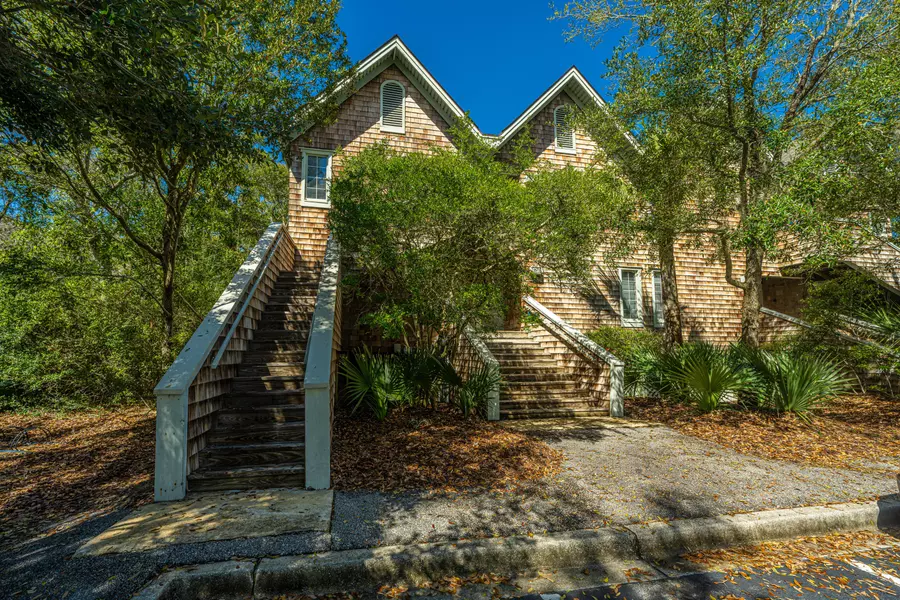 3570 Shipwatch Rd, Kiawah Island, SC 29455