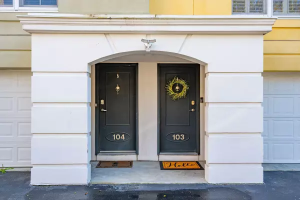 Charleston, SC 29407,498 Albemarle Rd #103