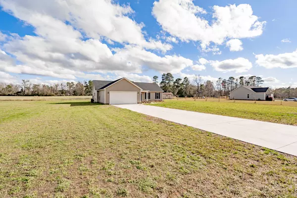 Pamplico, SC 29583,302 W Coleman Ave