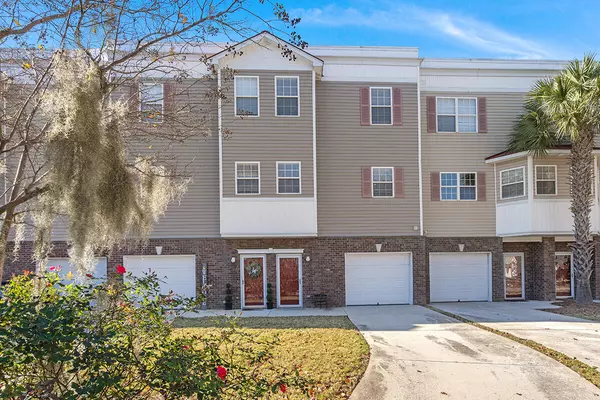 4658 Palm View Cir, North Charleston, SC 29418