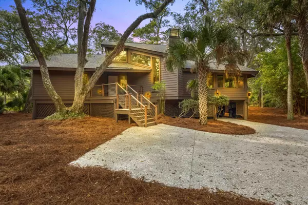 303 Palm Warbler Rd, Kiawah Island, SC 29455