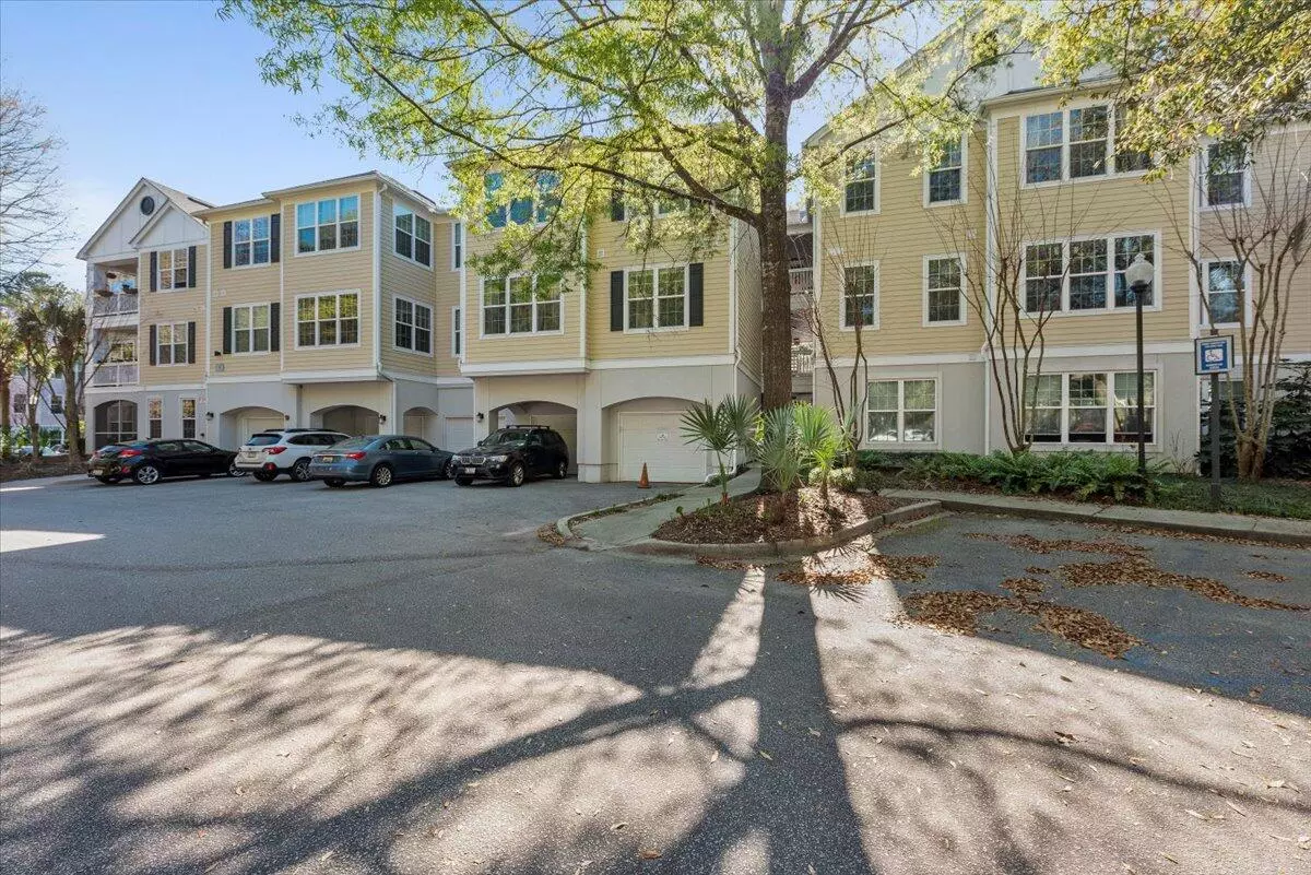 Johns Island, SC 29455,60 Fenwick Hall Allee #913