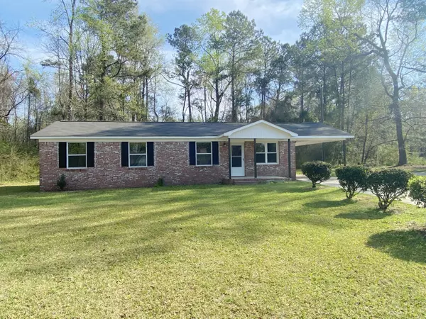 1232 Old Black Oak Rd, Moncks Corner, SC 29461