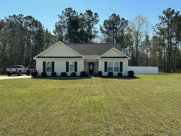 73 Timber Run Dr, Georgetown, SC 29440