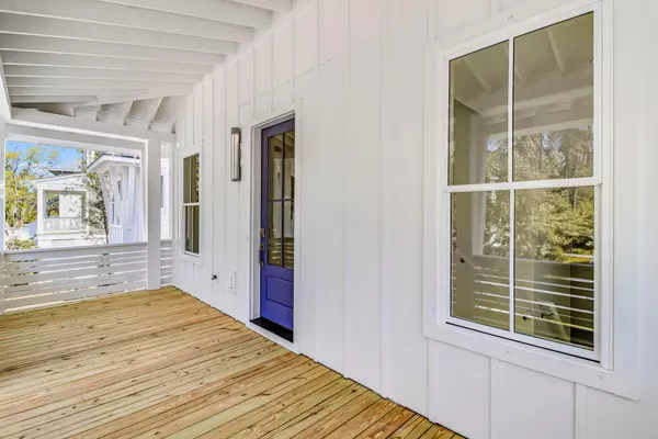 Johns Island, SC 29455,1552 John Fenwick Ln