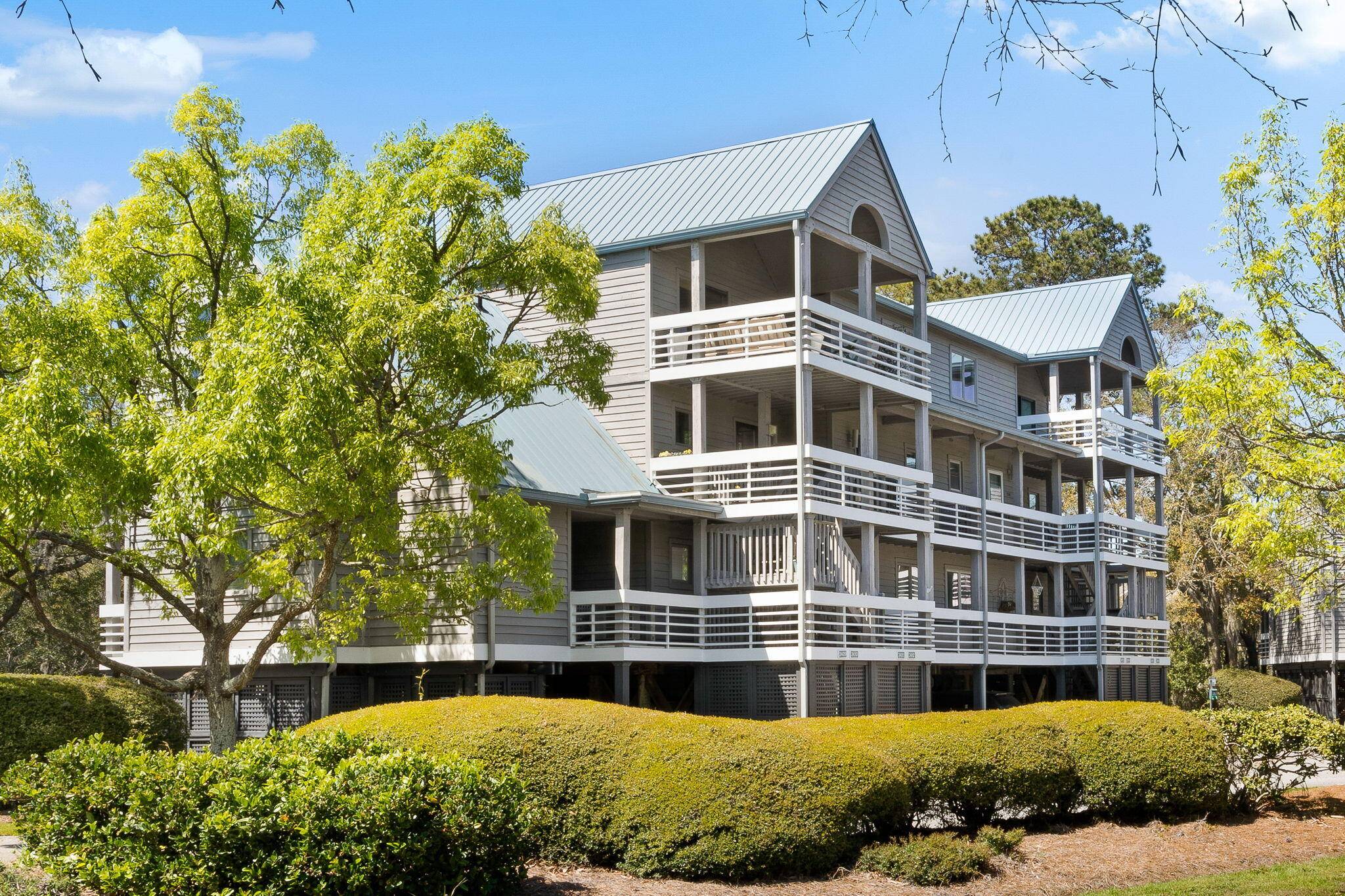 Seabrook Island, SC 29455,2412 Racquet Club Dr