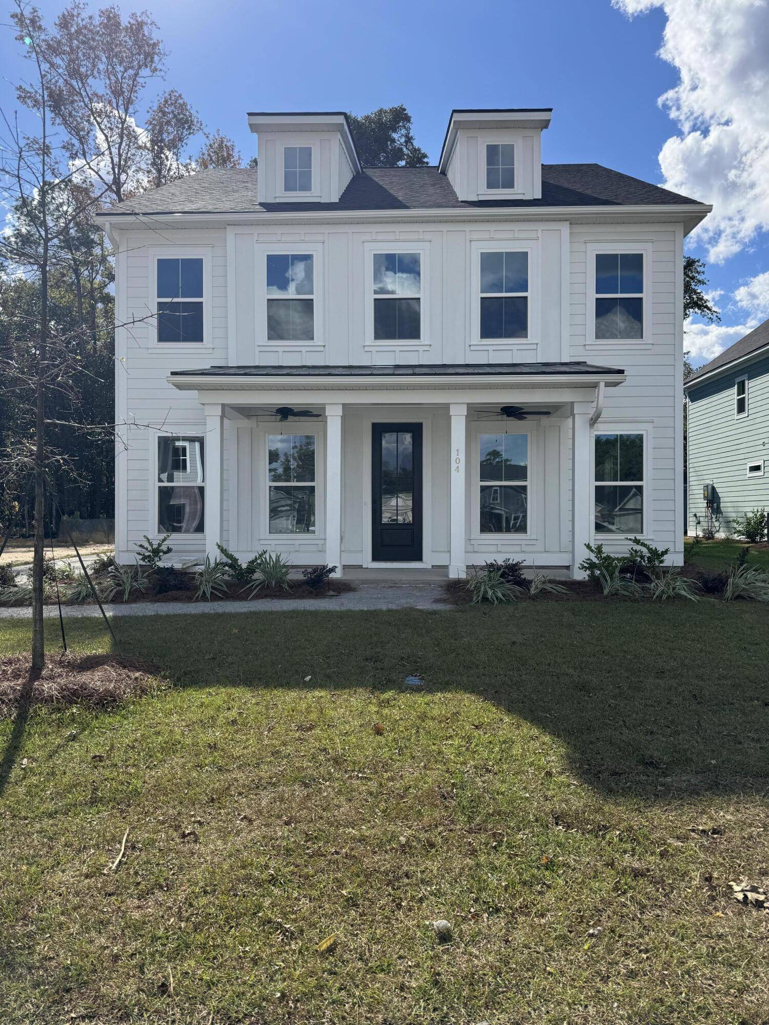 104 Gray Pine Ln, Summerville, SC 29483