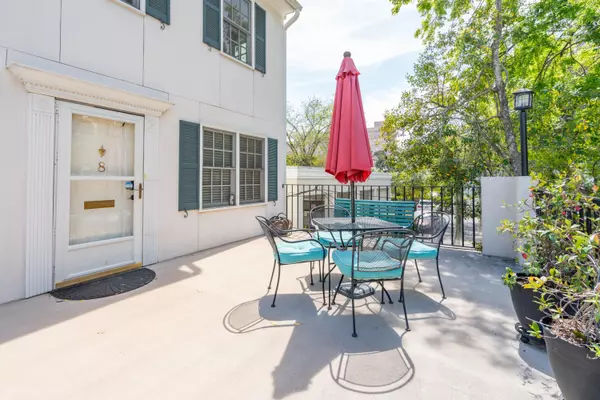 15 Horlbeck Aly #A-8, Charleston, SC 29401