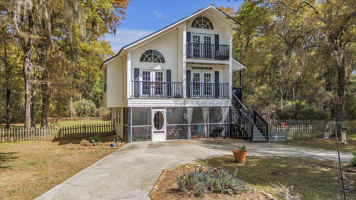 Summerton SC Home for Sale $ 299,000,AgentOwned Realty