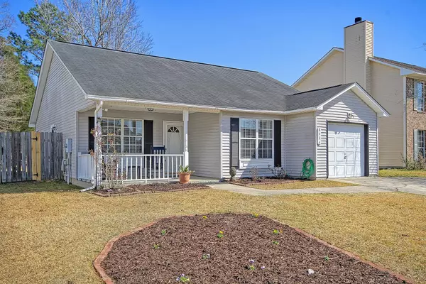 North Charleston, SC 29406,8424 Creekstone Ct