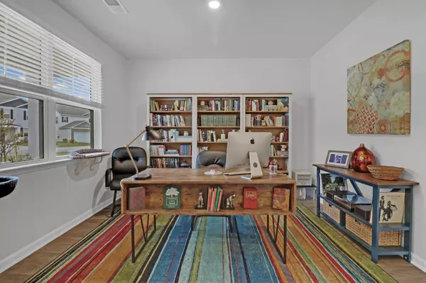 Summerville, SC 29486,171 Oakwood Blvd