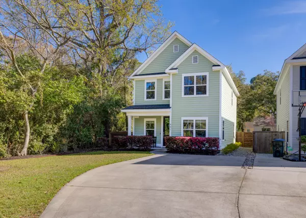 441 Magnolia Rd, Charleston, SC 29407