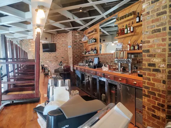 Edisto Beach, SC 29438,21 Fairway Dr