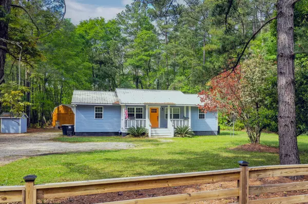 1033 Nash Rd, Ridgeville, SC 29472