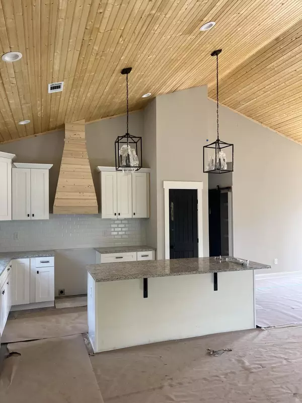Holly Hill, SC 29059,1691 Bennett Cir