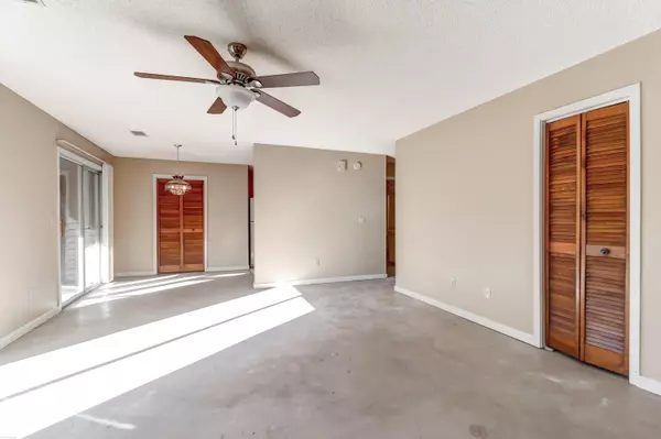 North Charleston, SC 29418,7911 Timbercreek Ln #C