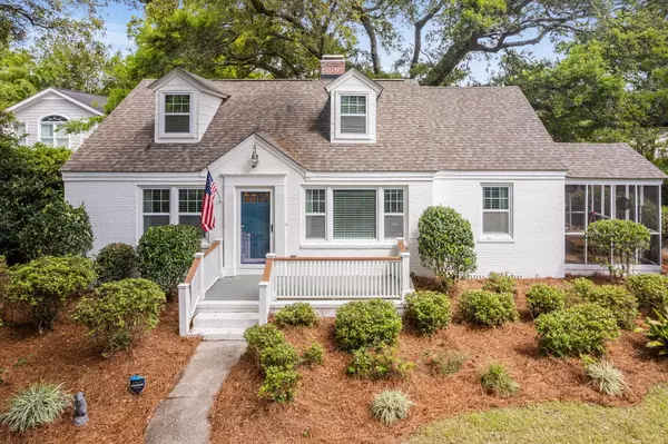 2138 Wappoo Dr, Charleston, SC 29412