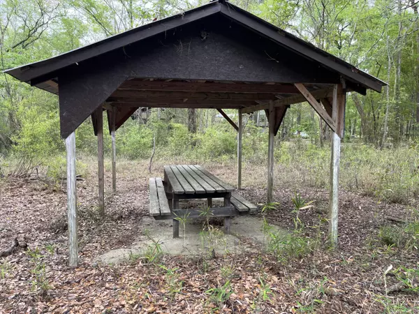 Ridgeville, SC 29472,0 Red Breast Ct