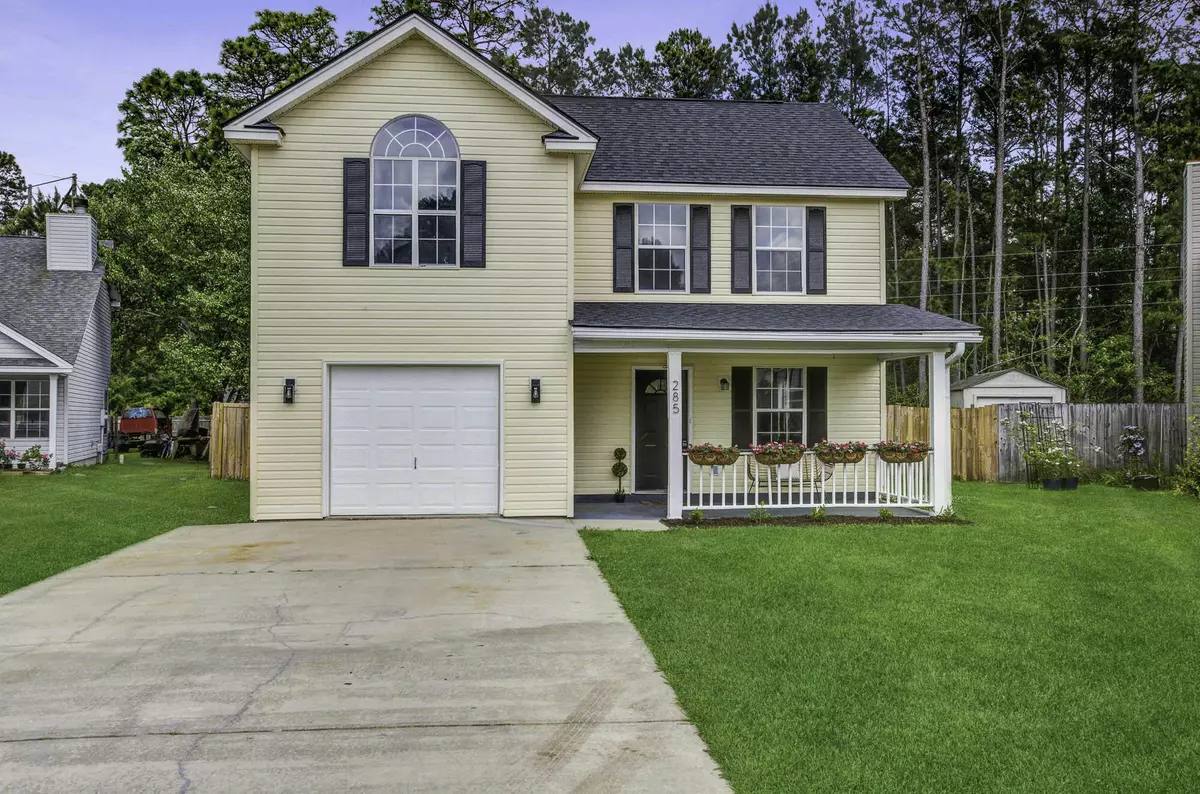 Goose Creek, SC 29445,285 Hastings Dr
