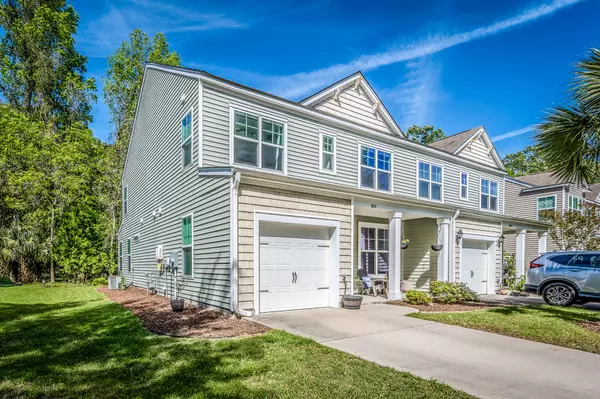 Johns Island, SC 29455,1622 Saint Johns Parrish Way