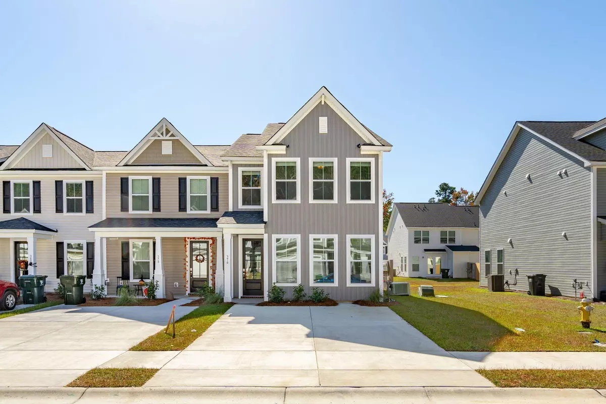 Summerville, SC 29483,376 Green Fern Drive