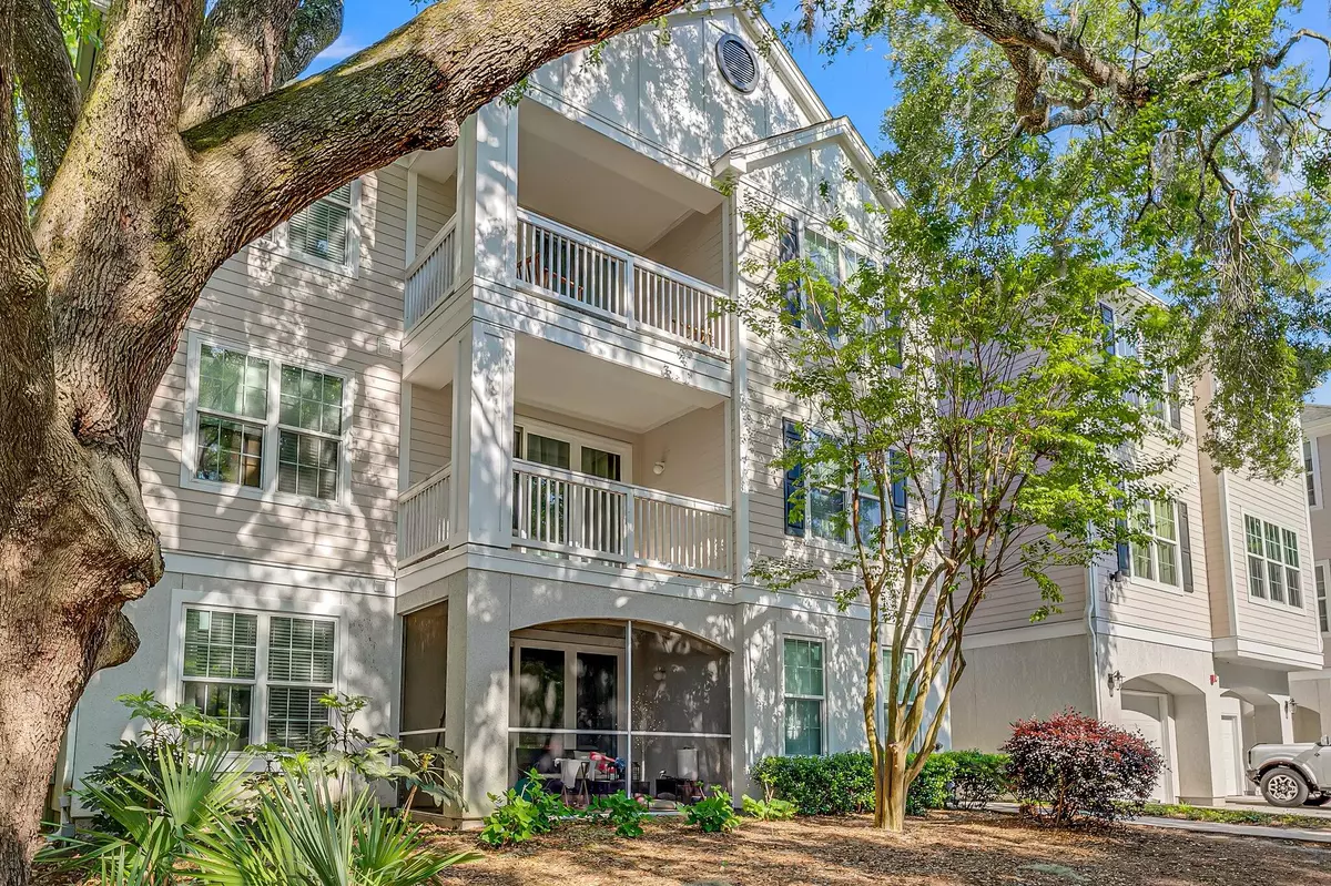 Johns Island, SC 29455,60 Fenwick Hall Aly #637