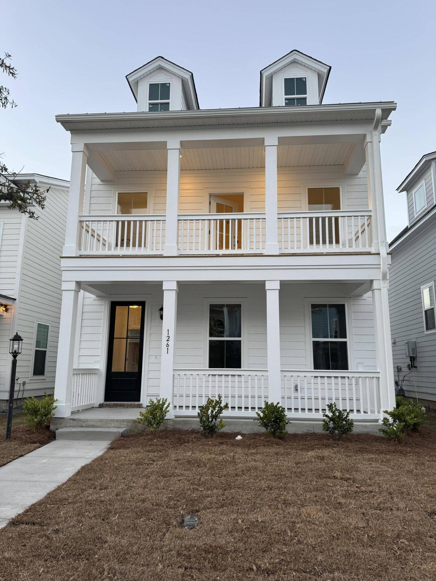 1261 Crooked Oak Rd, Charleston, SC 29492