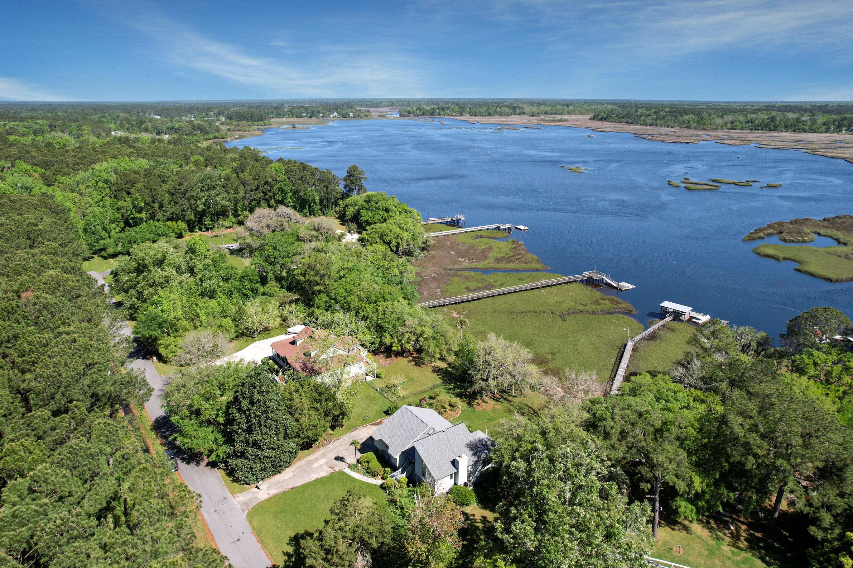 3918 Waldon Rd, Ravenel, SC 29470