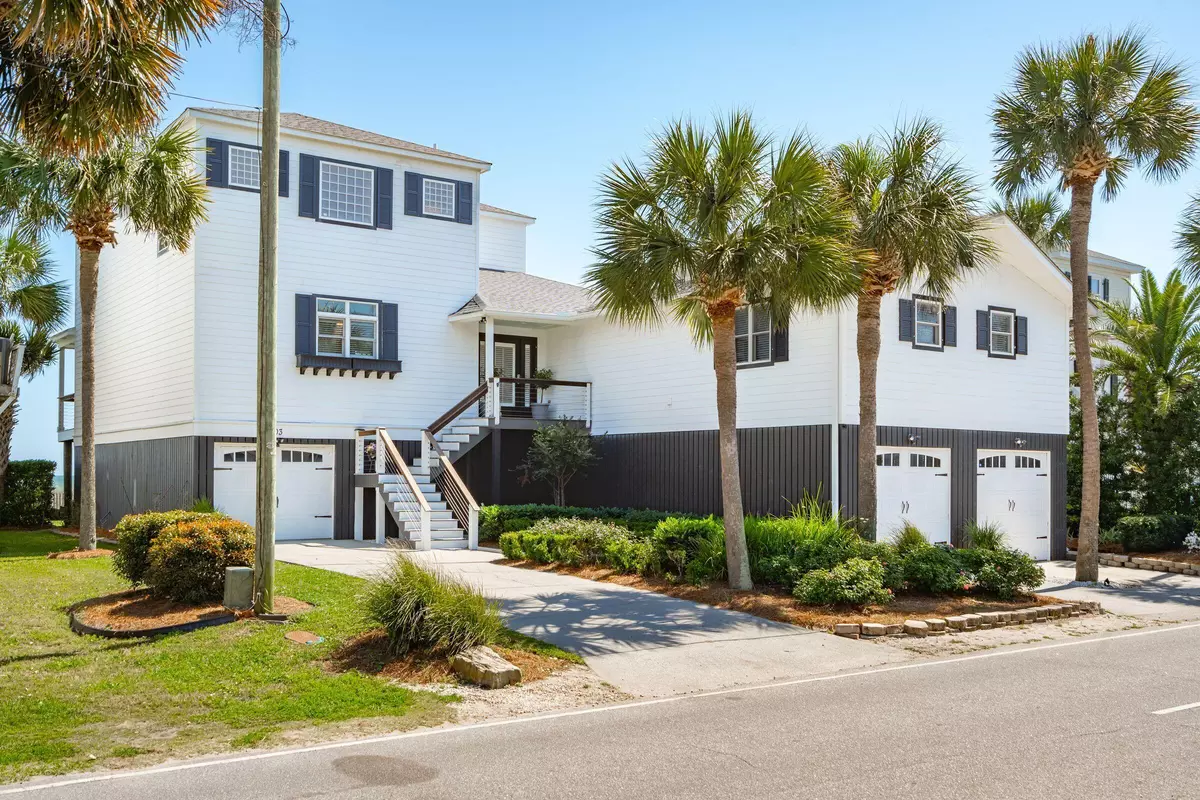 Folly Beach, SC 29439,503 E Arctic Ave