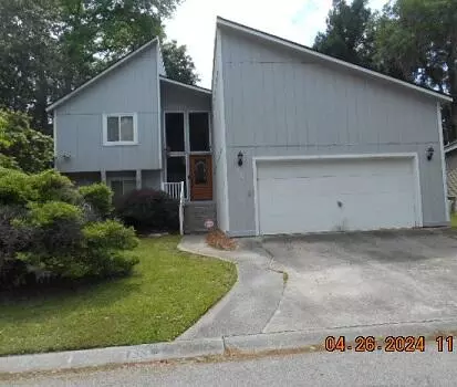 138 Lancer Dr, Summerville, SC 29485