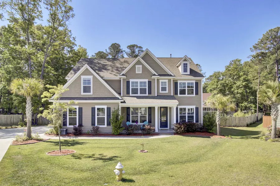 5495 Alpine Dr, Summerville, SC 29483