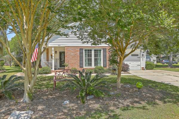 101 New Spring Ct, Summerville, SC 29485