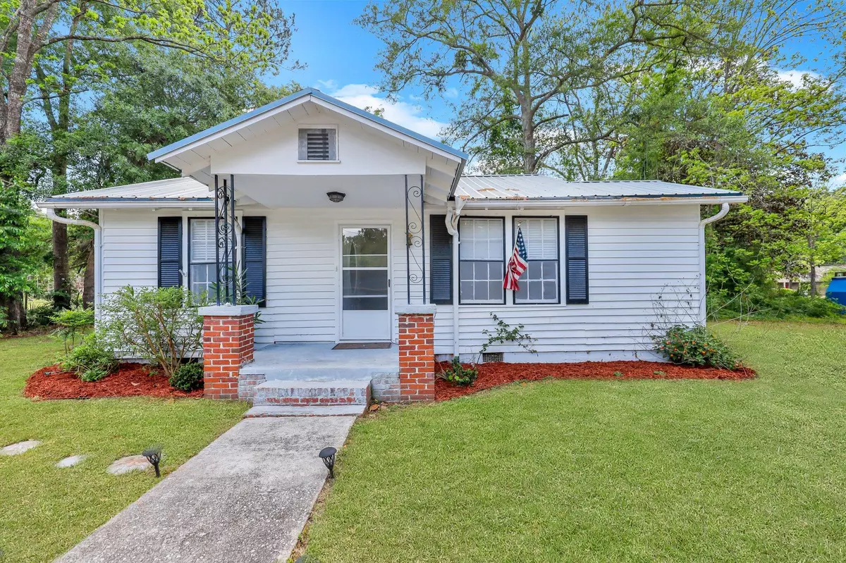 Yemassee, SC 29945,51 Salkehatchie Rd