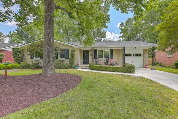 1447 Salisbury St, Charleston, SC 29407