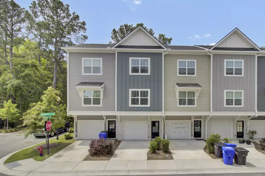 1229 Allusion Ln, Mount Pleasant, SC 29466