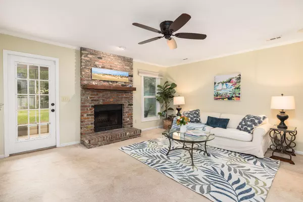 Mount Pleasant, SC 29464,1484 Kinloch Ln