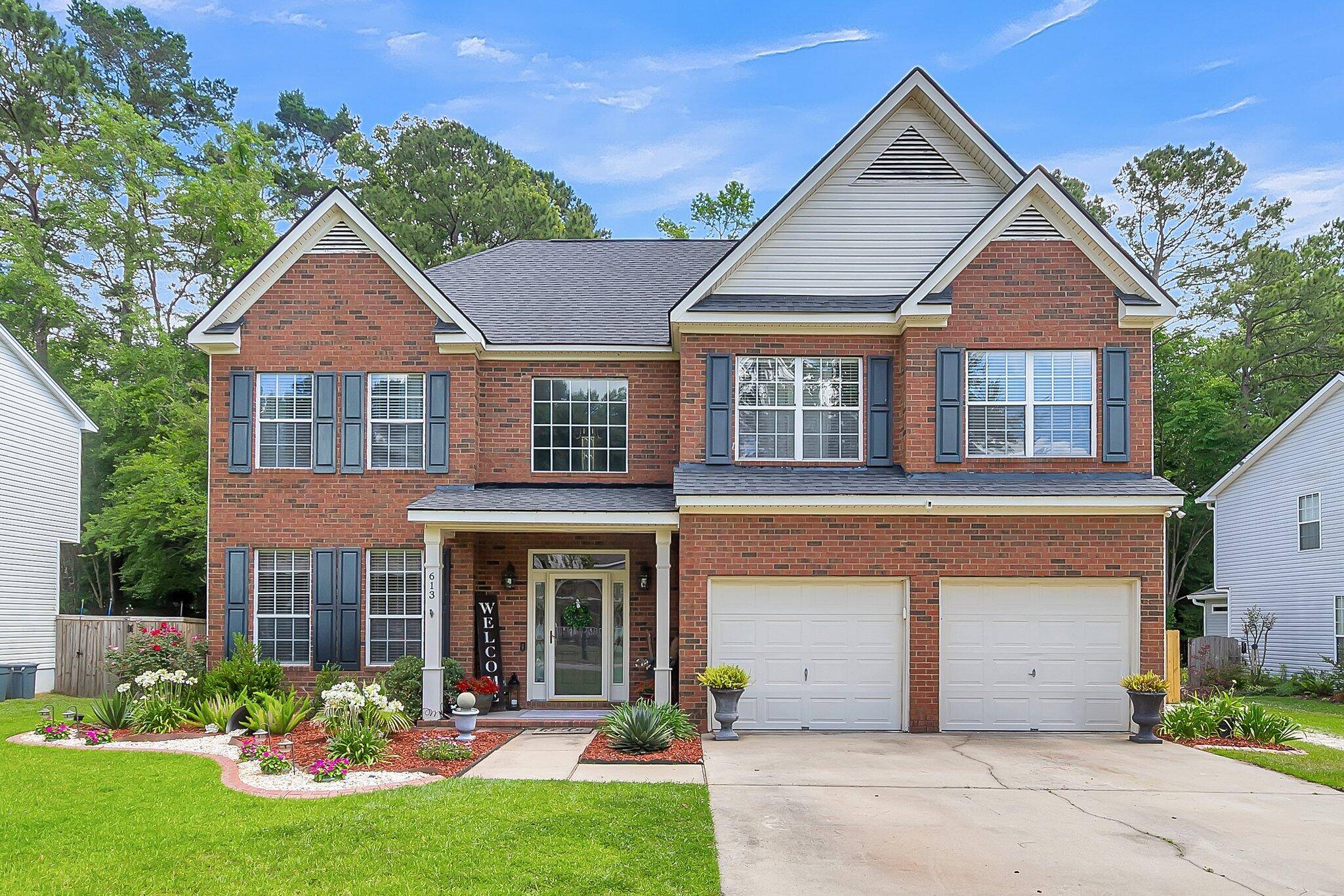 613 Fairway Forest Dr, Summerville, SC 29485