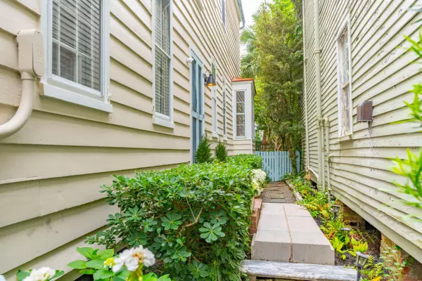 Charleston, SC 29403,61 Warren St