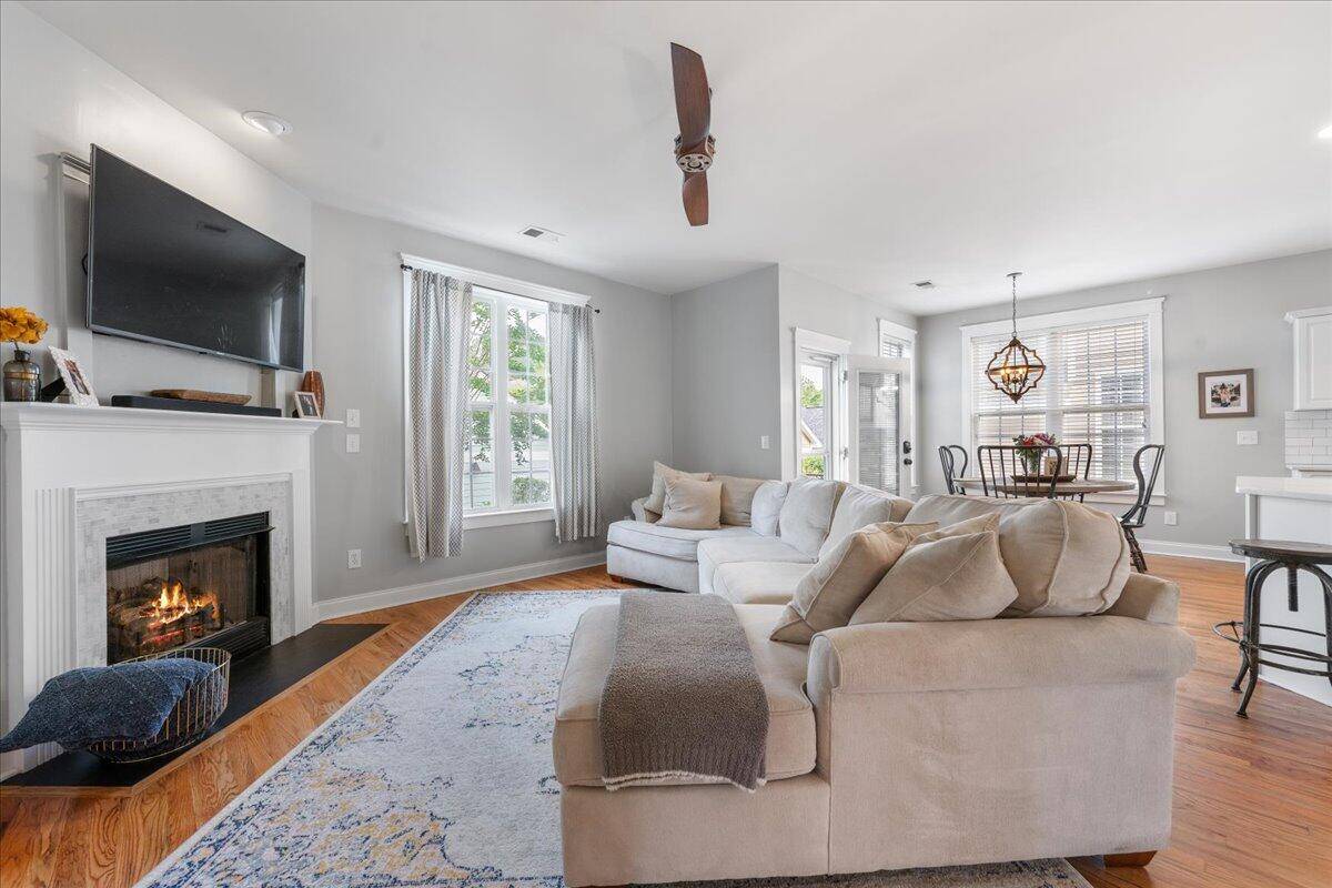 Summerville, SC 29483,406 Hydrangea St
