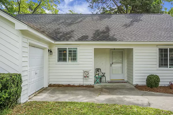 Mount Pleasant, SC 29464,893 Corinth Ct