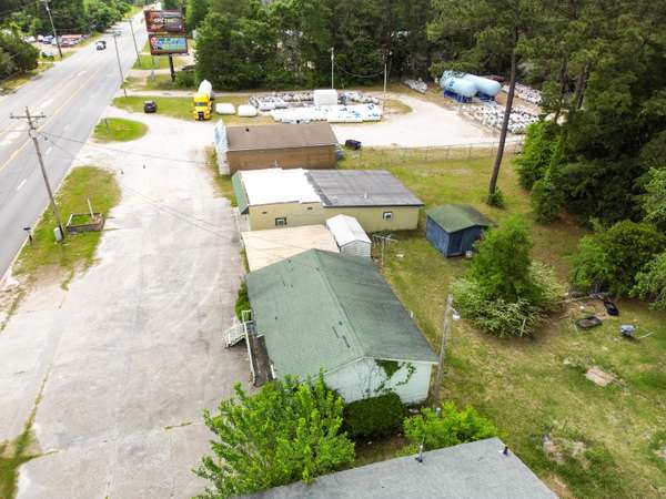 Walterboro, SC 29488,674 Sniders Hwy