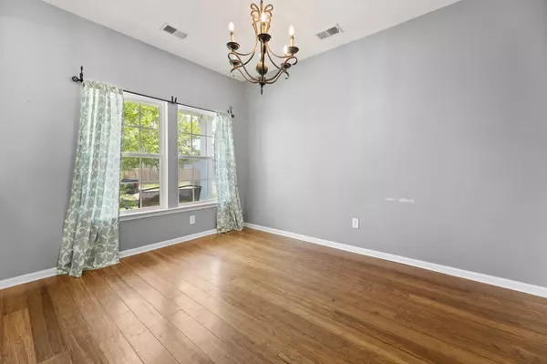 Goose Creek, SC 29445,104 Cherry Laurel Ln