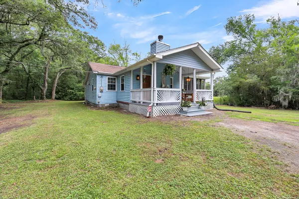 950 Brownswood Rd, Johns Island, SC 29455