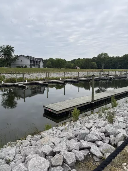 547 Reid Hill Rd, Moncks Corner, SC 29461